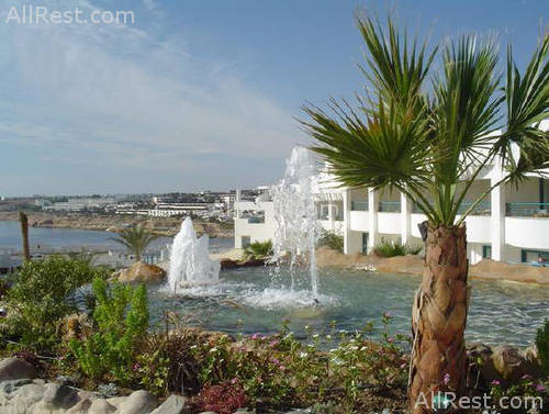 Royal Rojana Resort 3